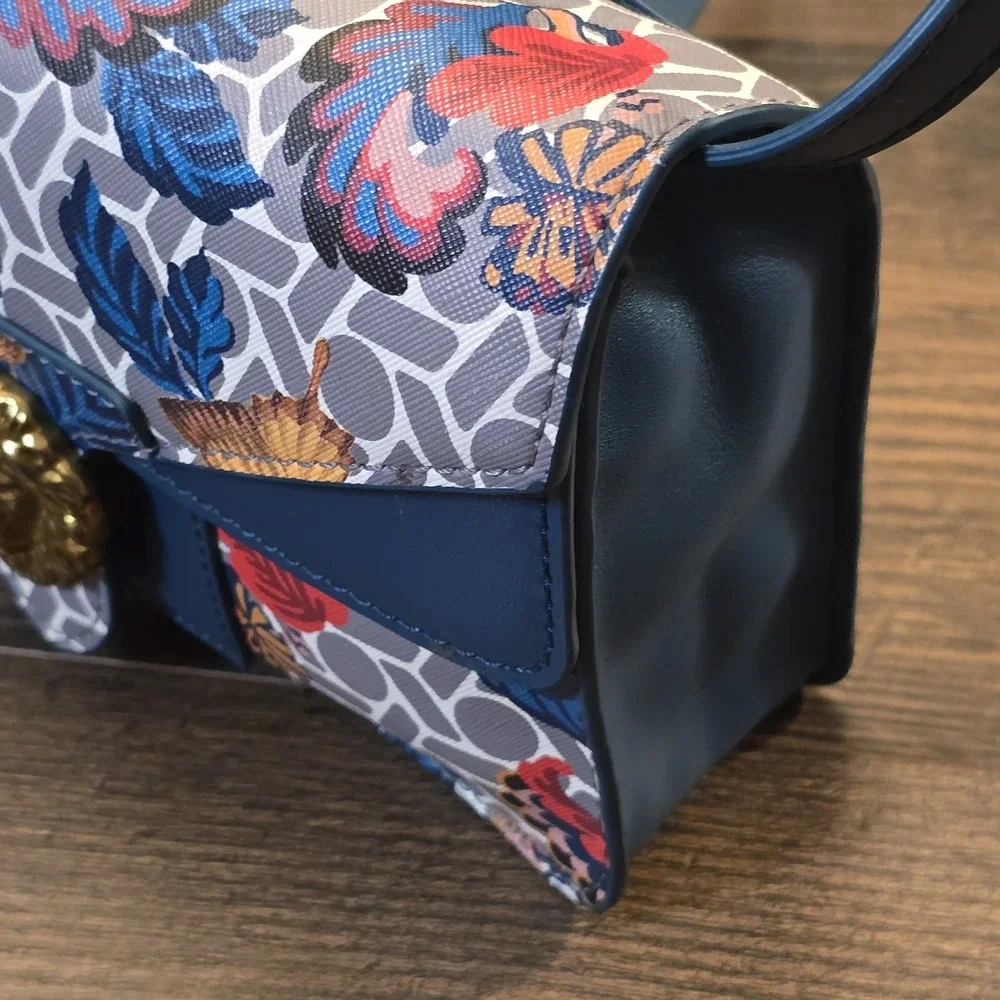 Anne Klein‎ Diana Double Flap Crossbody Strap Lion Floral Print Shoulder Purse
